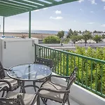 Club Del Carmen アパートホテル