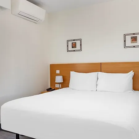 Club Del Carmen Aparthotel