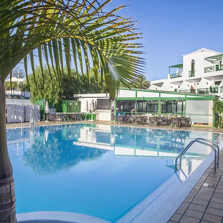 Ξενοδοχείο με διαμερίσματα Club Del Carmen 4*