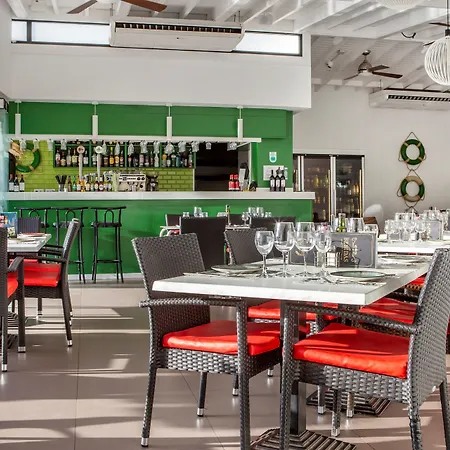 Club Del Carmen 푸에르토 델 카르멘