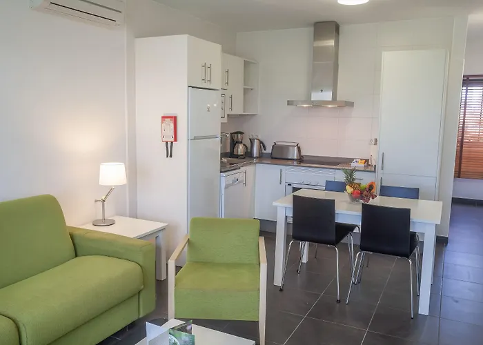 מלון דירות Club Del Carmen פוארטו דל כרמן