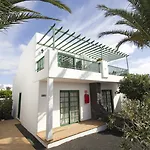 Ξενοδοχείο με διαμερίσματα Club Del Carmen