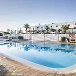Ξενοδοχείο με διαμερίσματα Club Del Carmen