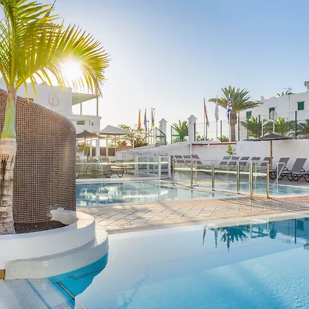 Lägenhetshotell Club Del Carmen 3*